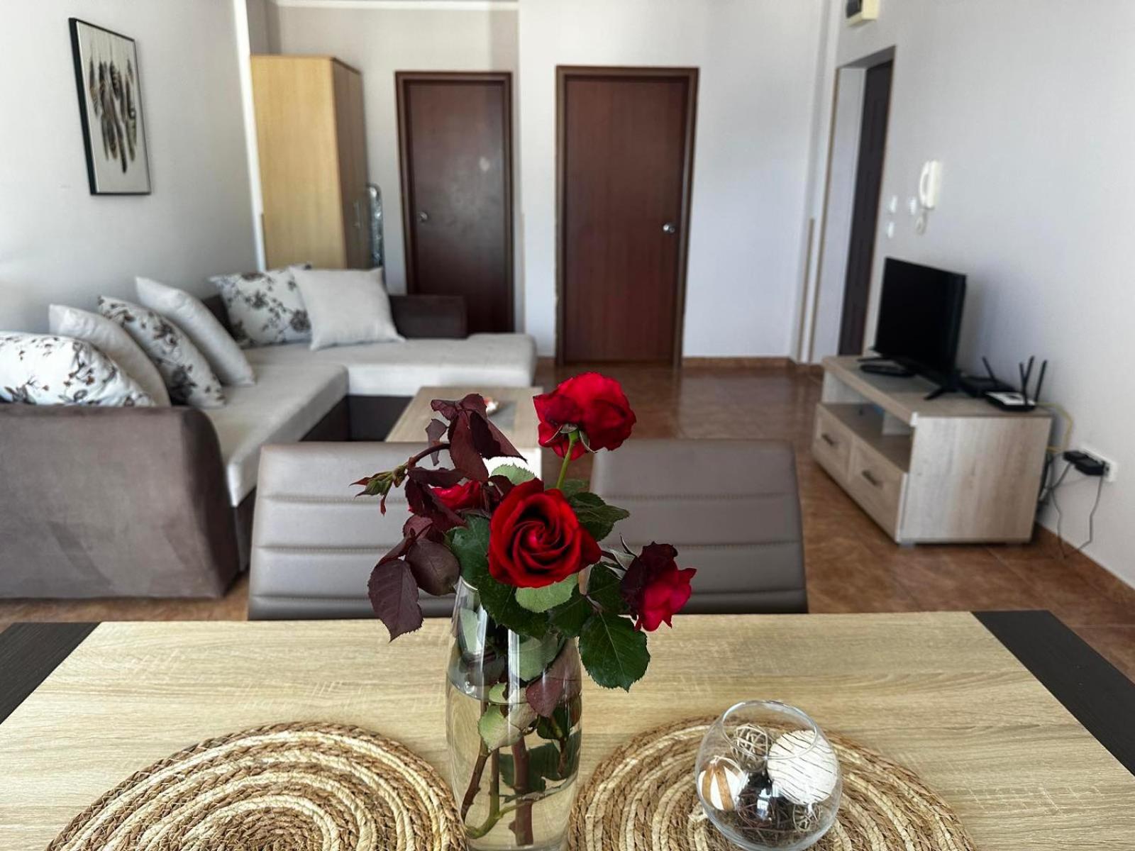 Apartmani Ilic Bečići Eksteriør billede